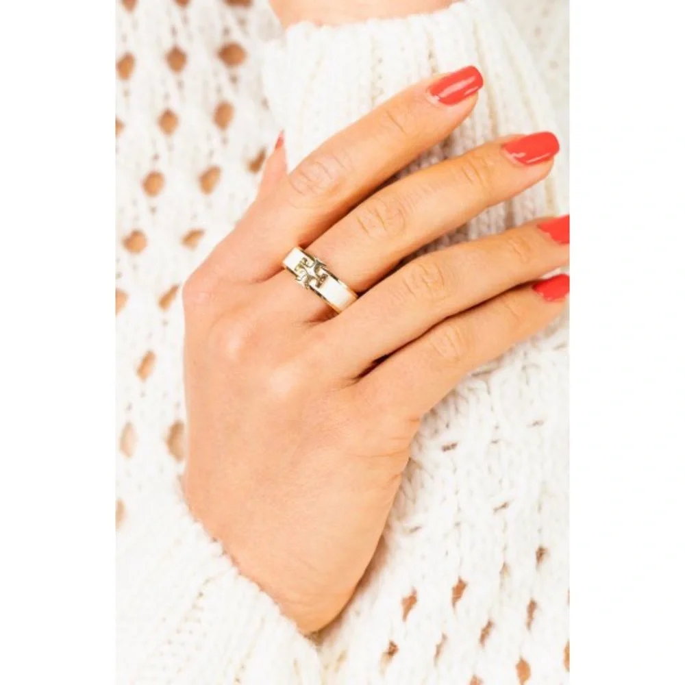 Tory Burch bring rich
